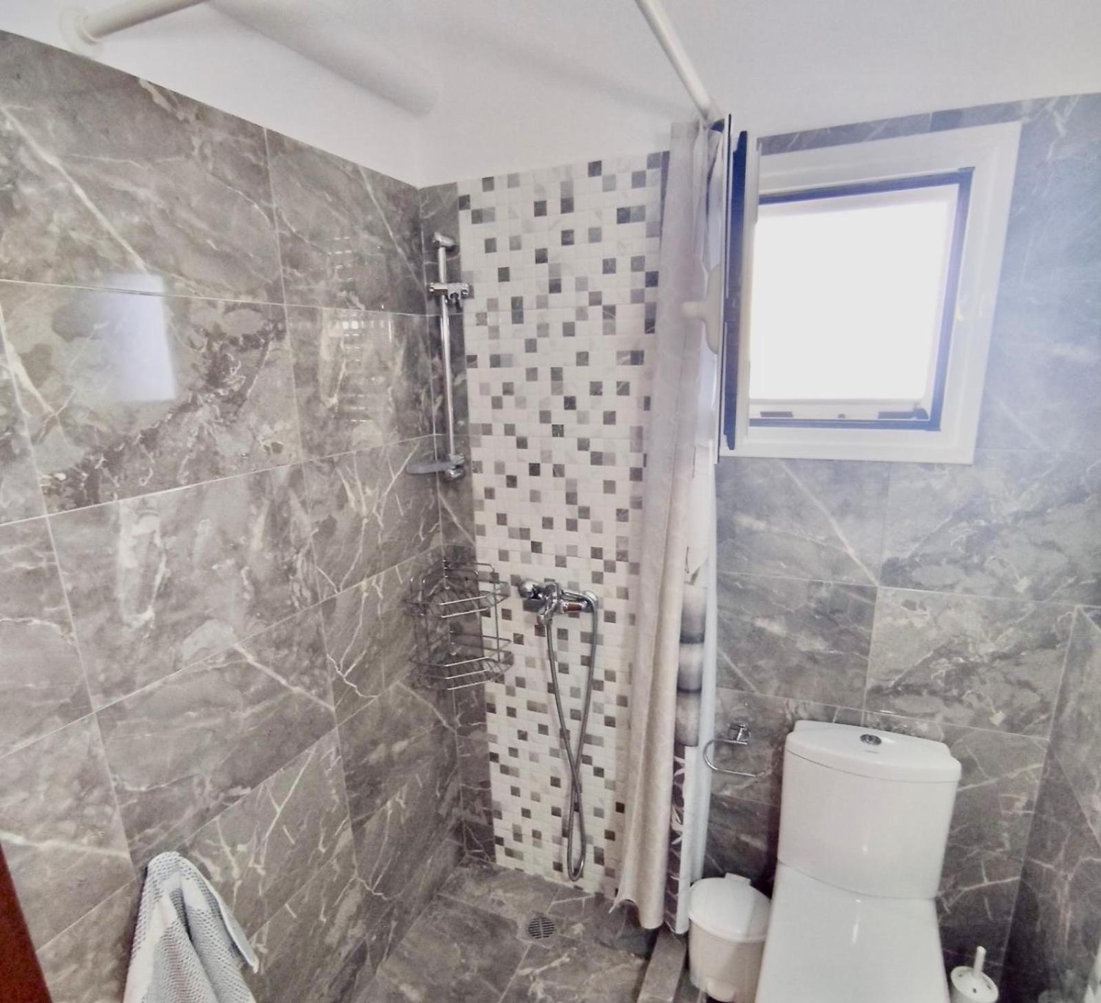 דרמי Dagos Rooms מראה חיצוני תמונה